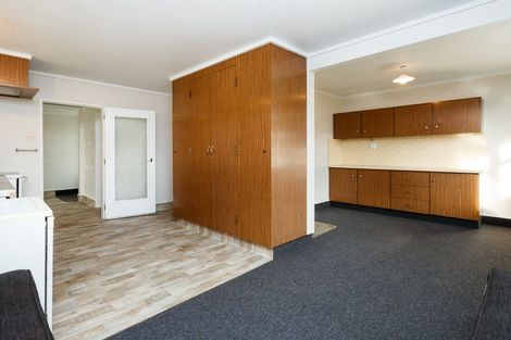 Photo of property in 19 Shelley Street, Roslyn, Palmerston North, 4414