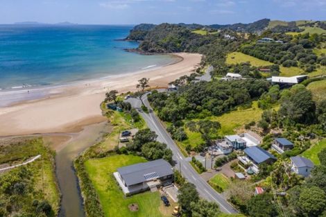 Photo of property in 1333 Matapouri Road, Matapouri, Whangarei, 0173