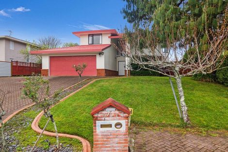 Photo of property in 71 Nielsen Gardens, Rototuna, Hamilton, 3210