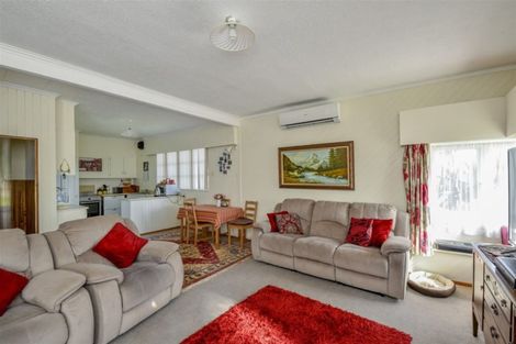 Photo of property in 8 Dittmer Street, Otaki, 5512