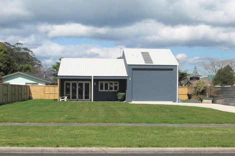 Photo of property in 62 South Highway East, Whitianga, 3510