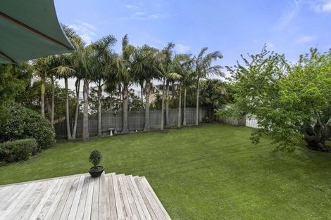 Photo of property in 19 Merani Street, Narrow Neck, Auckland, 0622