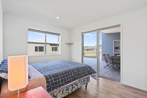 Photo of property in 4b Beachcomber Road, Mangawhai Heads, Mangawhai, 0505