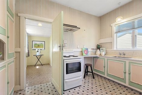 Photo of property in 44 Main North Road, Papanui, Christchurch, 8052