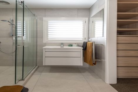 Photo of property in 3 Pounamu Place, Shelly Park, Auckland, 2014