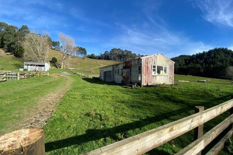 Photo of property in 1186 Tangahoe Valley Road, Ohangai, Hawera, 4674