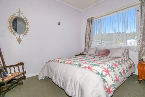 Photo of property in 2 Curtis Street, Hector, 7822