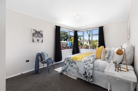 Photo of property in 39 Jillett Street, Titahi Bay, Porirua, 5022