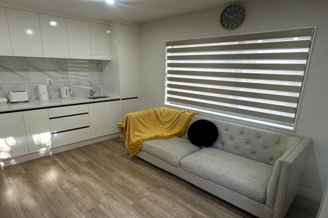 Photo of property in 28b Mason Street, New Lynn, Auckland, 0600