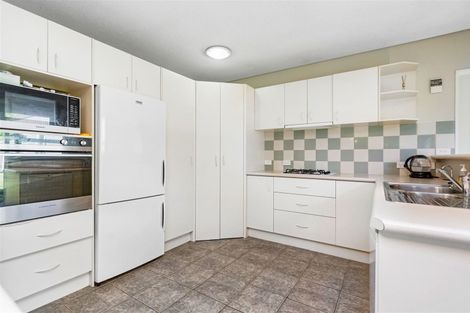 Photo of property in 5 Fairway Drive, Te Kamo, Whangarei, 0112