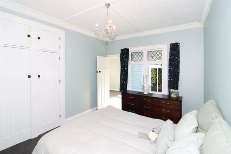 Photo of property in 10 Garrison Street, Carterton, 5713