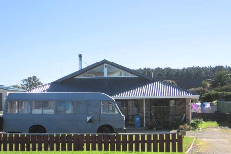 Photo of property in 67 Seabury Avenue, Foxton Beach, Foxton, 4815
