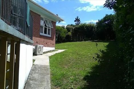 Photo of property in 5 Plumley Crescent, Mangere, Auckland, 2022