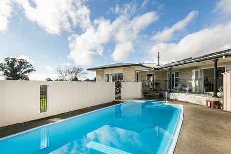 Photo of property in 147 Middle Road, Havelock North, 4130