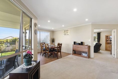 Photo of property in 58 Rathmar Drive, Manurewa, Auckland, 2105