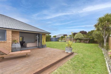 Photo of property in 14 Marguerite Place, Aidanfield, Christchurch, 8025