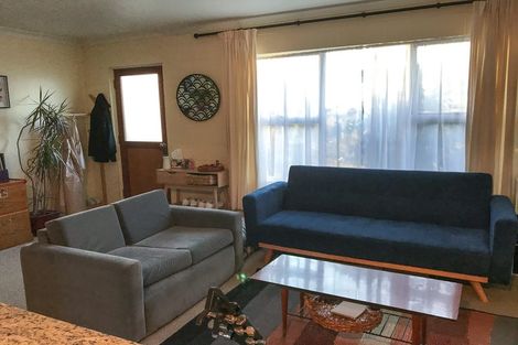 Photo of property in 2/138 Rangatira Road, Beach Haven, Auckland, 0626