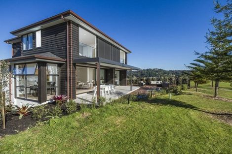 Photo of property in 18 Lucas Creek Way, Albany, Auckland, 0632