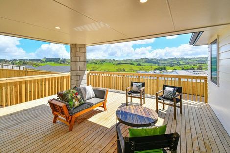 Photo of property in 10 Noble Lane, Pokeno, 2402