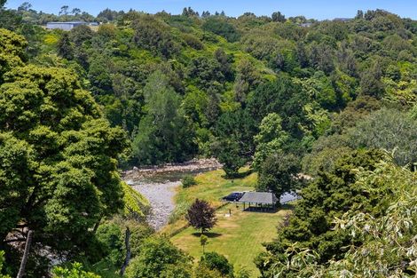 Photo of property in 3 Waiwera Place, Merrilands, New Plymouth, 4312