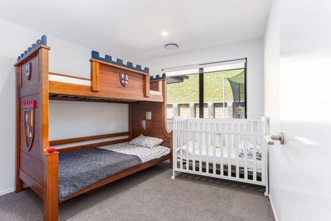 Photo of property in 35 Muster Road, Jacks Point, 9371