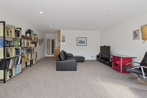 Photo of property in 14 Lansdowne Street, Bayswater, Auckland, 0622