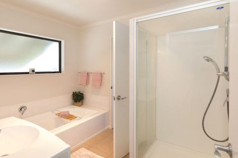 Photo of property in 59a Whanga Crescent, Titahi Bay, Porirua, 5022