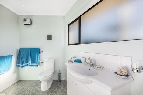 Photo of property in 17 Bosun Terrace, Whitby, Porirua, 5024