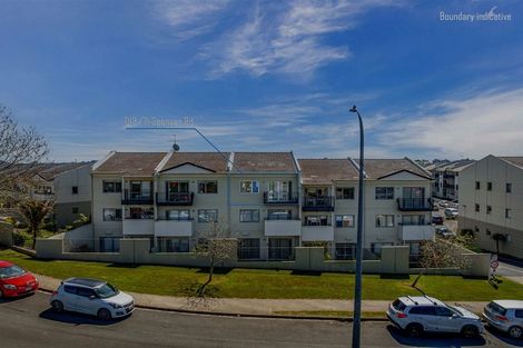 Photo of property in 13d/71 Spencer Road, Oteha, Auckland, 0632