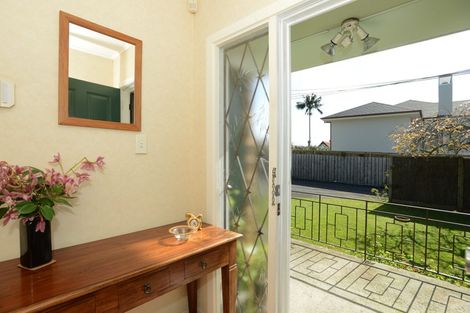 Photo of property in 1/6 Pencarrow Avenue, Mount Eden, Auckland, 1024