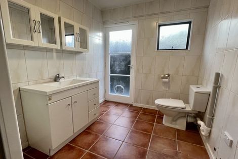 Photo of property in 1/49 Killarney Avenue, Torbay, Auckland, 0630