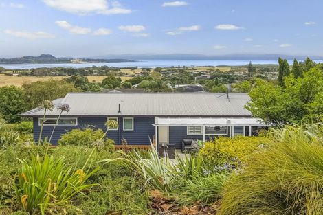 Photo of property in 18 Kanohi Terrace, Mangere Bridge, Auckland, 2022