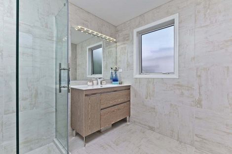 Photo of property in 5 Moko Lane, Greenhithe, Auckland, 0632