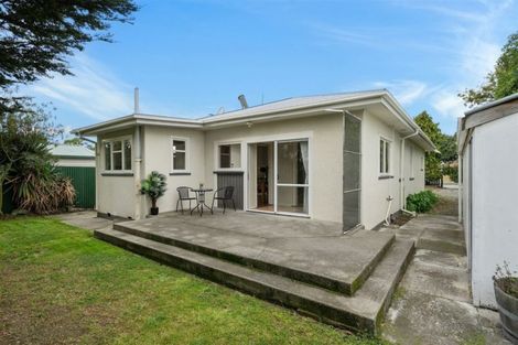 Photo of property in 2/130 Middlepark Road, Sockburn, Christchurch, 8042