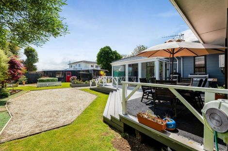 Photo of property in 5 Arthur Street, Hawera, 4674