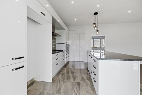 Photo of property in 34 Tory Way, Omokoroa, 3114