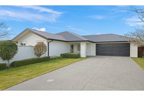 Photo of property in 2 Noble Close, Rangiora, 7400