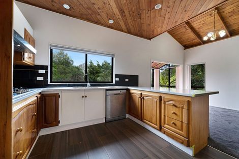 Photo of property in 64b Pleasant Road, Glen Eden, Auckland, 0602