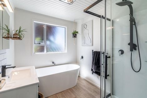 Photo of property in 15 Weka Street, Waikiwi, Invercargill, 9810