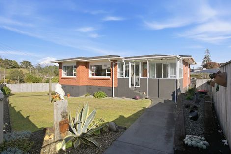 Photo of property in 13 Durham Avenue, Welbourn, New Plymouth, 4312