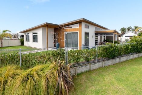 Photo of property in 87 Coast Boulevard, Papamoa Beach, Papamoa, 3118