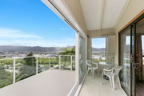 Photo of property in 12c City View Grove, Harbour View, Lower Hutt, 5010