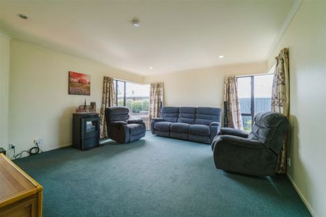 Photo of property in 15 Empress Place, Halswell, Christchurch, 8025
