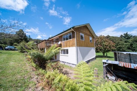 Photo of property in 1697 Russell Road, Helena Bay, Hikurangi, 0184