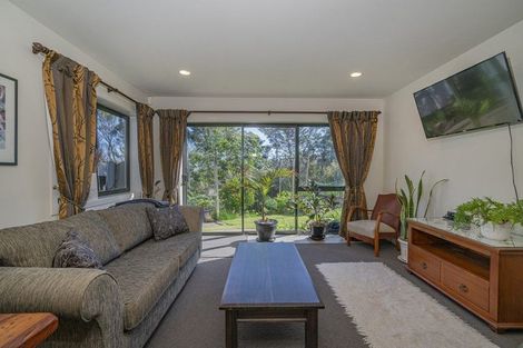 Photo of property in 69 Centennial Drive, Whitianga, 3510