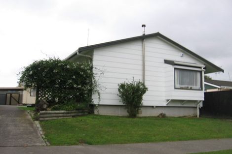 Photo of property in 8a Peter Hall Drive, Kelvin Grove, Palmerston North, 4414