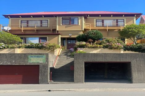 Photo of property in Hawkestone House, 21 Hawkestone Street, Thorndon, Wellington, 6011
