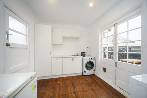 Photo of property in 39 Monrad Street, Highbury, Palmerston North, 4412