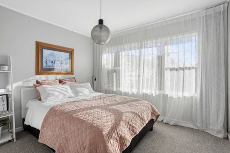 Photo of property in 54 Chaucer Street, Leamington, Cambridge, 3432