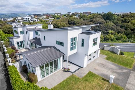 Photo of property in 2 Mo Street, Camborne, Porirua, 5026